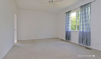 650 Needlegrass Pkwy, Antioch, IL 60002