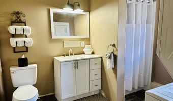 28 Mount Vernon Rd, Augusta, ME 04330