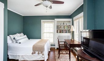 10 Bull St, Newport, RI 02840