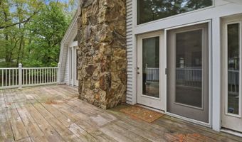 7 Page Rd, Bedford, MA 01730