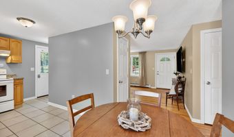 471 Goose Ln, Coventry, CT 06238