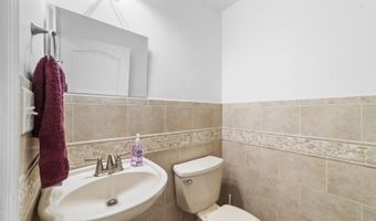 78 Wayside Dr, Aberdeen Twp., NJ 07735