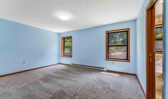 28 Penn Forest Trl, Albrightsville, PA 18210