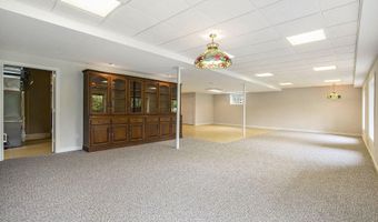 436 Pine Brae St, Ann Arbor, MI 48105