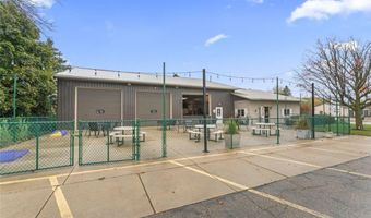 2405 4th St NW, Austin, MN 55912