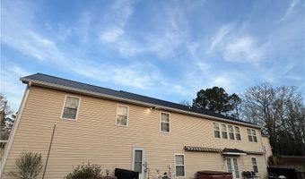 521 N Calhoun Shores Pkwy, Calhoun Falls, SC 29628