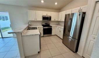 332 CASCARA Ln, Auburndale, FL 33823