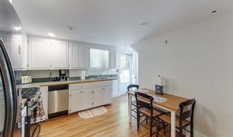 34 Catherine St A, Newport, RI 02840