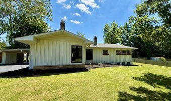 112 S 2nd St, Batesville, IN 47006