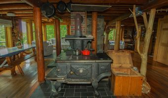 58 River Rd, Abbot, ME 04406