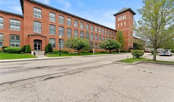 1 Tupperware Dr 226, North Smithfield, RI 02896