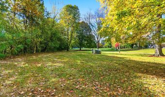 2825 Tuebingen Pkwy, Ann Arbor, MI 48105