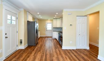 5523 HALWIS St, Alexandria, VA 22303