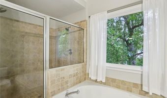 2784 White Oak Dr, Decatur, GA 30032