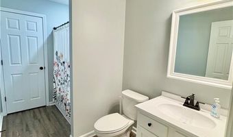 84 Union Ave, Austin, IN 47102