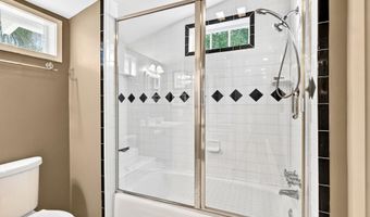 134 Keller St, Bay St. Louis, MS 39520