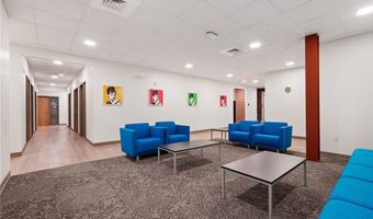 900 Sarah St Unit 122, Airville, PA 15203