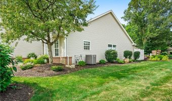 2800 Hartford Ln, Akron, OH 44312