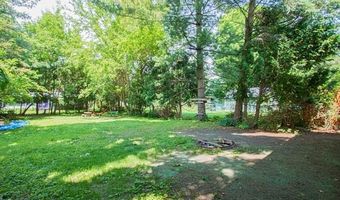 235 E Saint Clair St, Almont, MI 48003