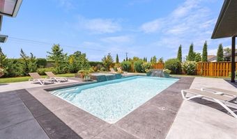 8702 Flycatcher Pl, Bentonville, AR 72713
