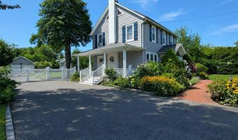 9 Ocean Ave, Amityville, NY 11701