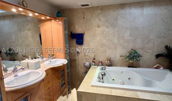 19500 Turnberry Way 15F, Aventura, FL 33180