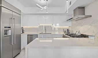 500 W Harbor Dr 1013, San Diego, CA 92101