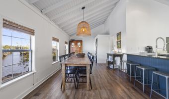 11046 New York St, Bay St. Louis, MS 39520