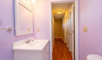 2119 Altamont Dr, Ashland, KY 41101