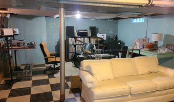 1206 E FRANCES St, Appleton, WI 54911