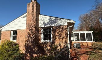 4721 SPRINGBROOK Dr, Annandale, VA 22003