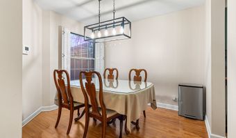 737 W Happfield Dr, Arlington Heights, IL 60004