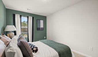 5989 SKYLAR Dr, Atlanta, GA 30336