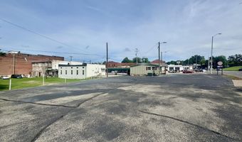 4 Green St, Athens, TN 37303