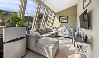 316 King St, Bristol, CT 06010