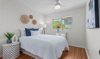 98-1794 Kupukupu St, Aiea, HI 96701