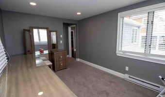 21 Grove Way 21, Clinton, CT 06413