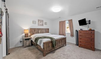 4013 BRADNEY Ave, Cheyenne, WY 82001