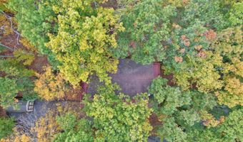 139 LAURA Ct, Basye, VA 22810