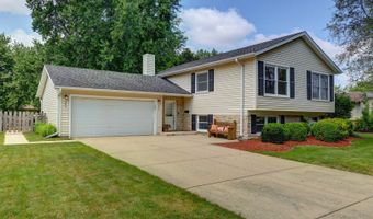 223 W Tanglewood Dr, Arlington Heights, IL 60004