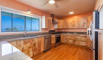 82-984 PAIKAPAHU St, Captain Cook, HI 96704