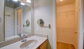 6808 Candelia NW Ave, Albuquerque, NM 87114