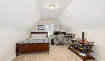 17 High Point Dr, Camden, SC 29020