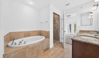 630 VASSAR St 2210, Orlando, FL 32804