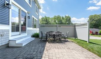 96 Evergreen St, Cumberland, RI 02864