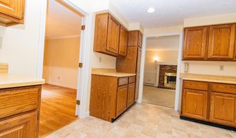 645 Walnut St, Manchester, NH 03104