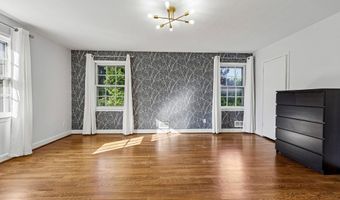 5001 W CEDAR Ln, Bethesda, MD 20814