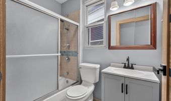255 KENNEDY Blvd, Bayonne, NJ 07002