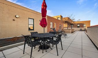 1111 ORONOCO St 326, Alexandria, VA 22314