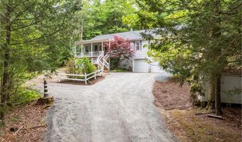 167 Vernon Dr, Glocester, RI 02814